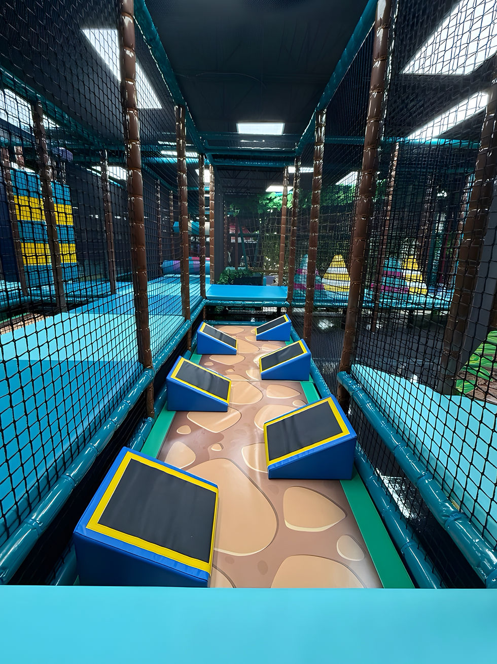 Kidcadia obstacle course